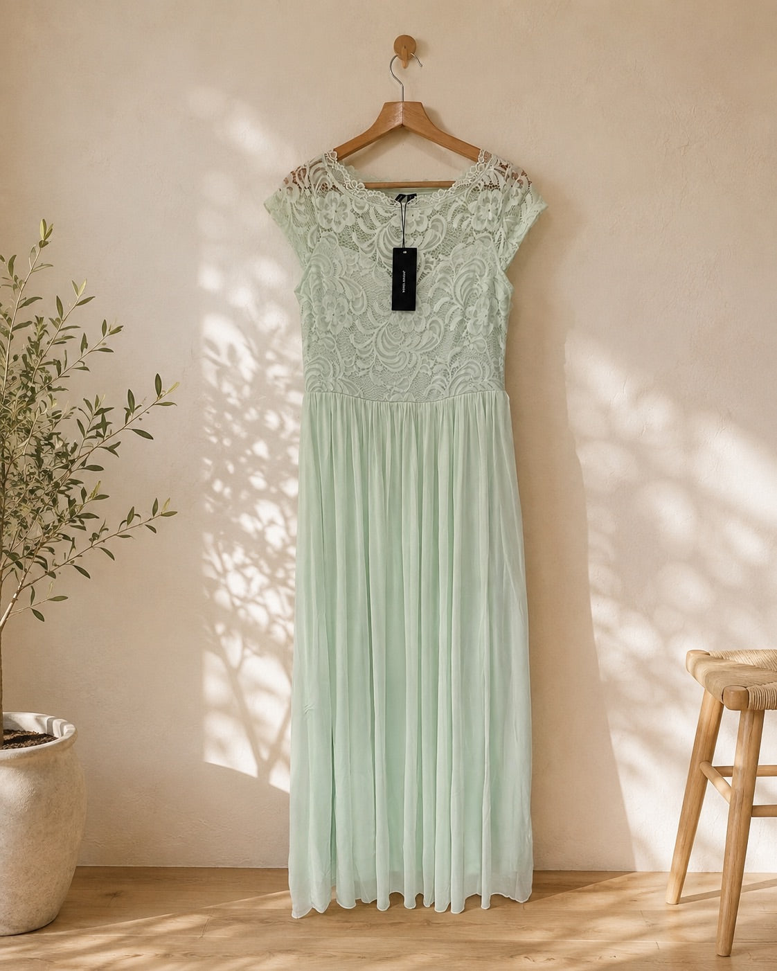 Sukienka maxi koronkowa VERO MODA miętowa