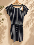 Sukienka w paski Vero Moda z wiązaniem S/XL