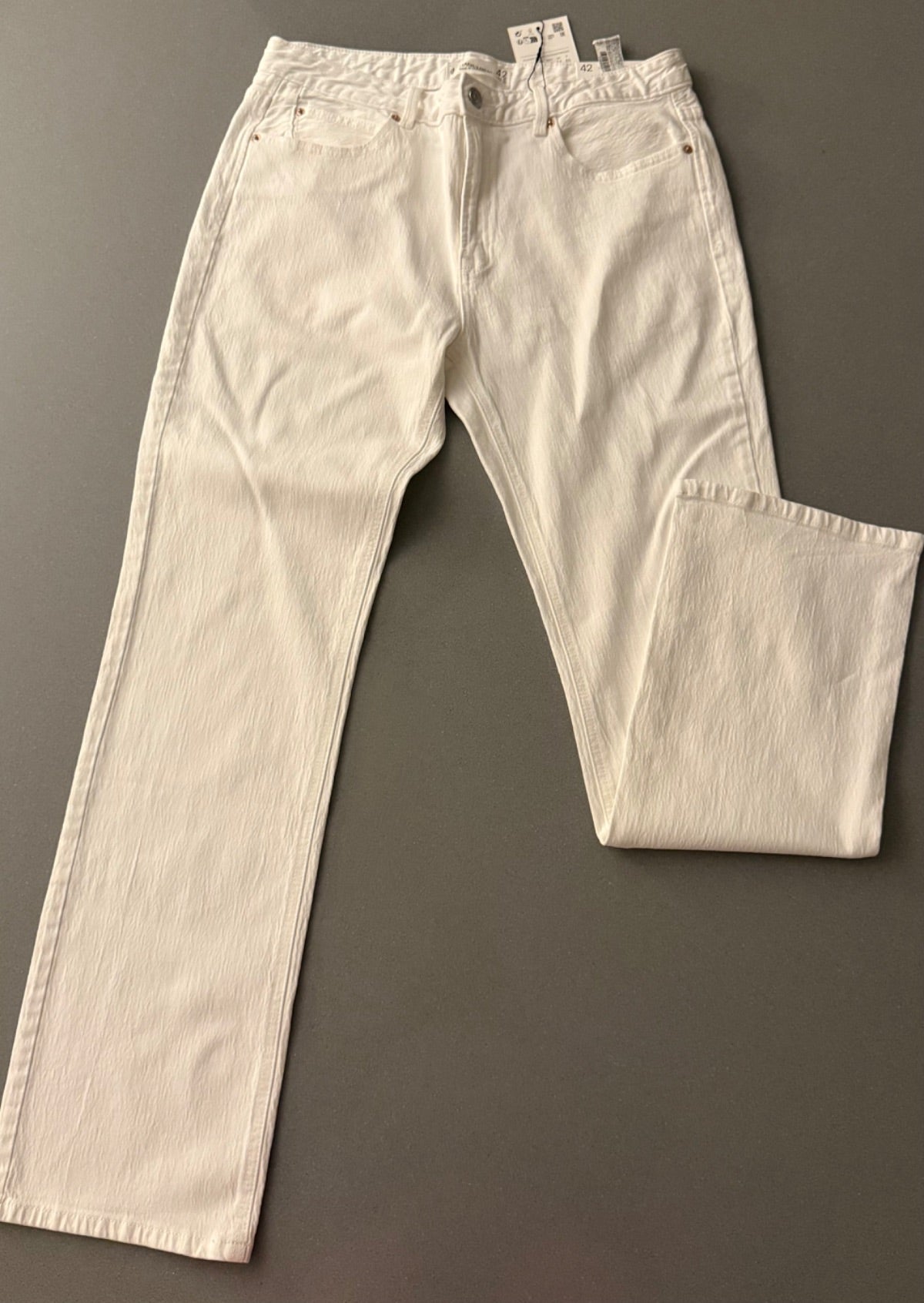 Jeansy straight D98 Stradivarius białe 42