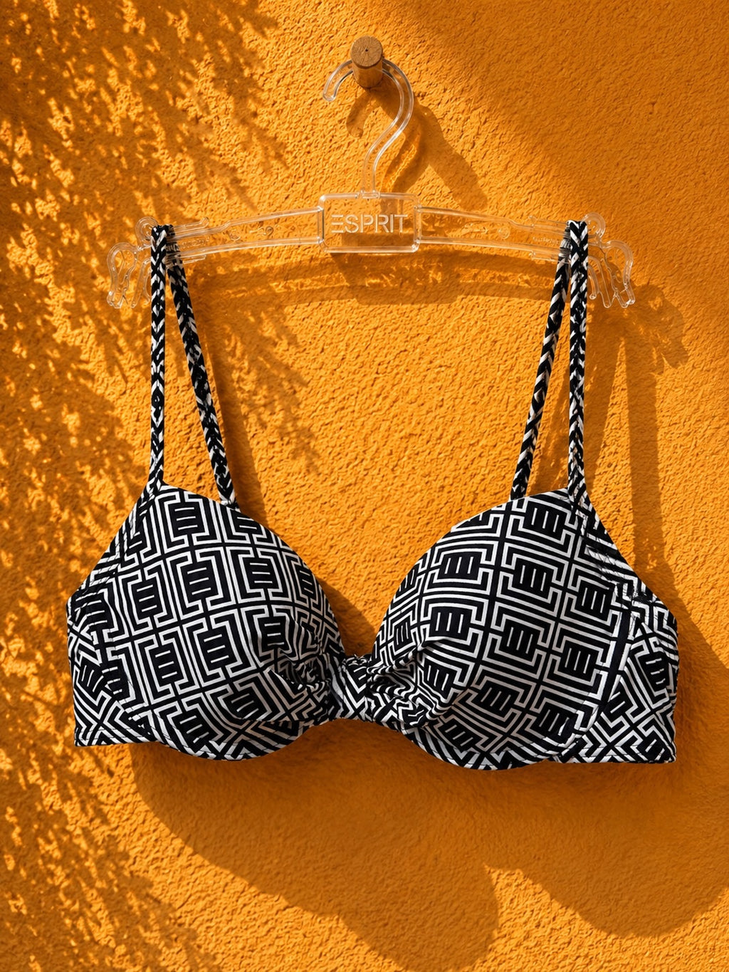 Góra od bikini Esprit czarno-biały wzór geometryczny