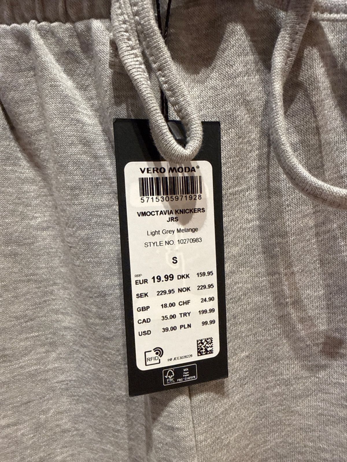 Spodnie dresowe 3/4 Vero Moda light grey melange S