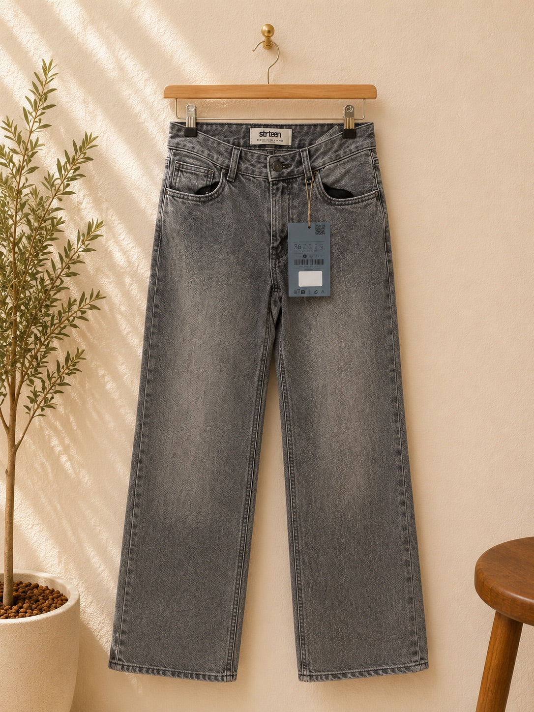 Jeansy straight leg Stradivarius szare 36