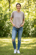 T-shirt z haftem timeless ESPRIT