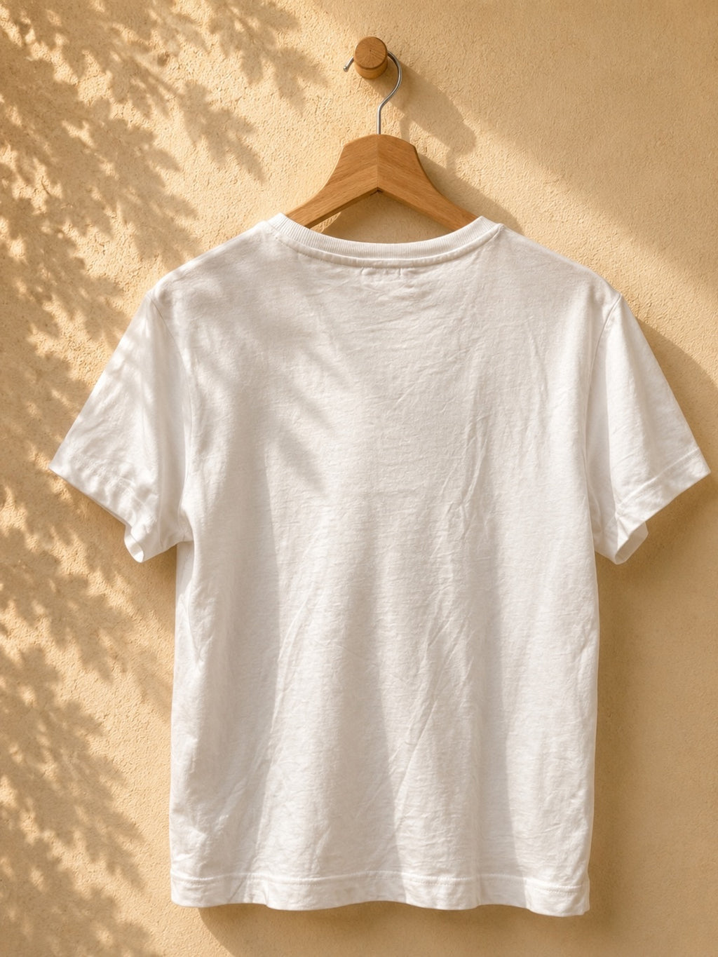 T-shirt z kwiatowym nadrukiem Esprit