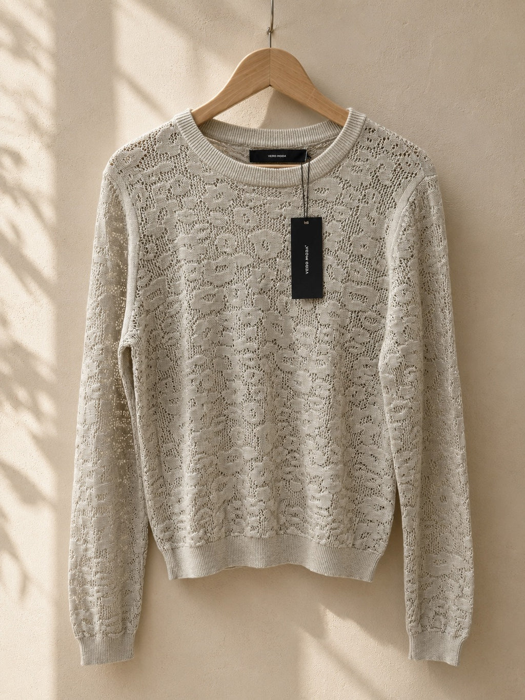 Sweter ażurowy Vero Moda z okrągłym dekoltem