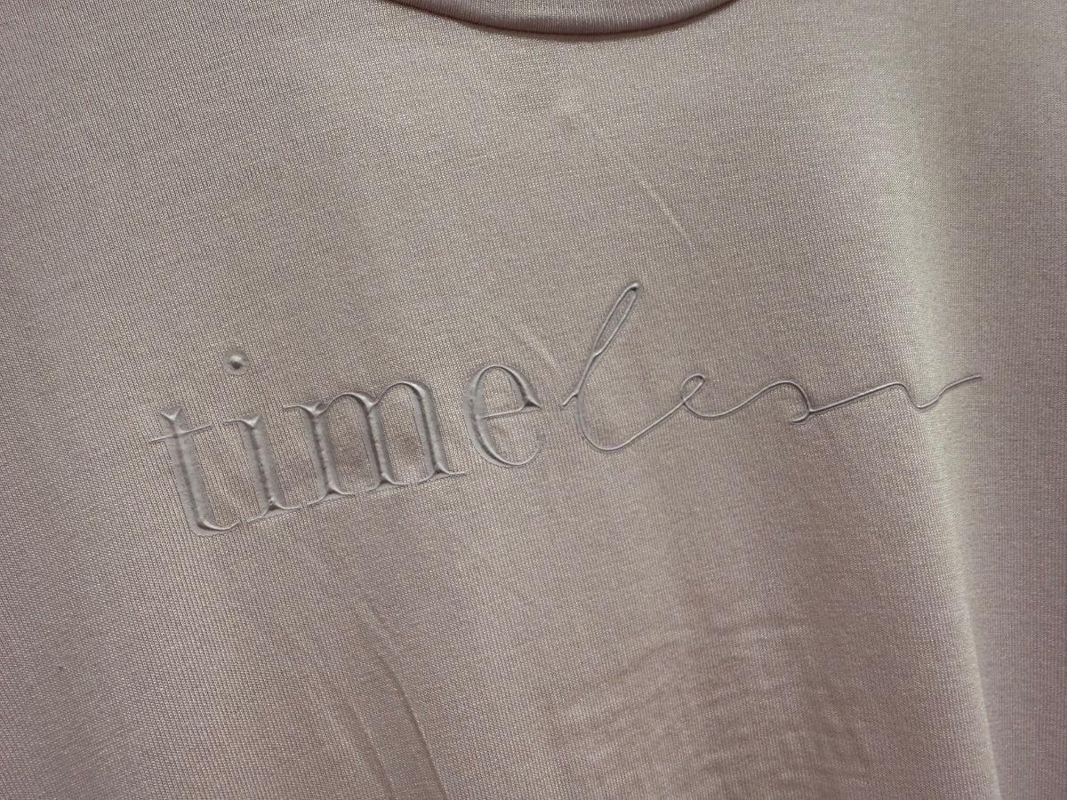 T-shirt z haftem timeless ESPRIT