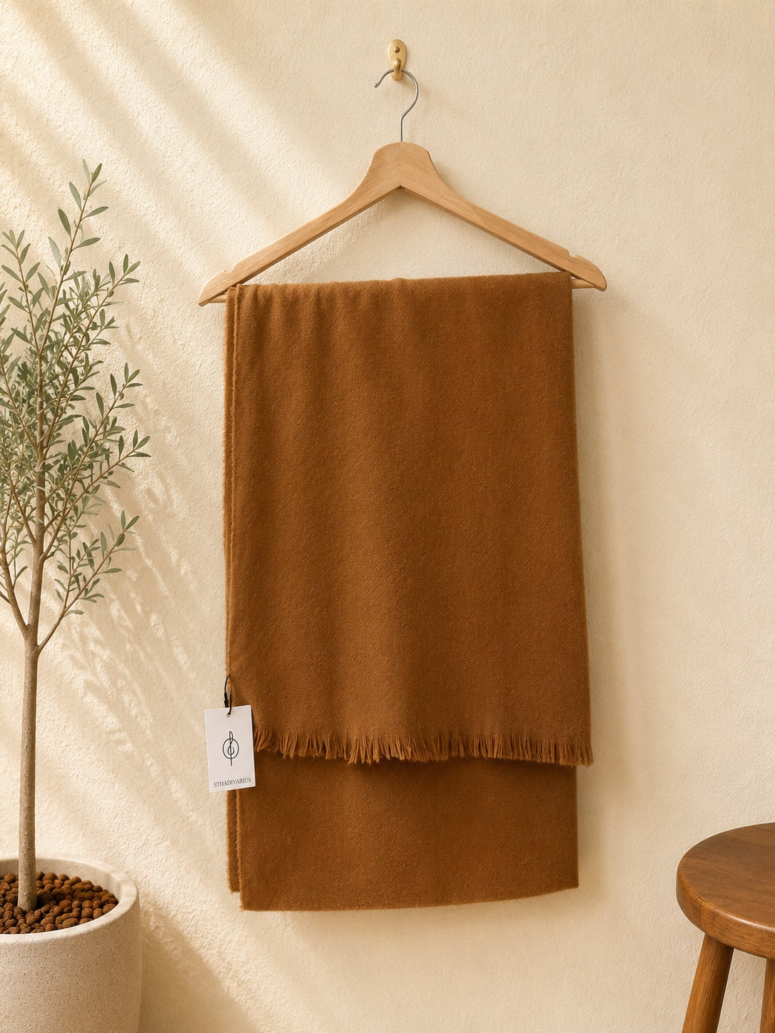 Szalik z frędzlami Stradivarius camel