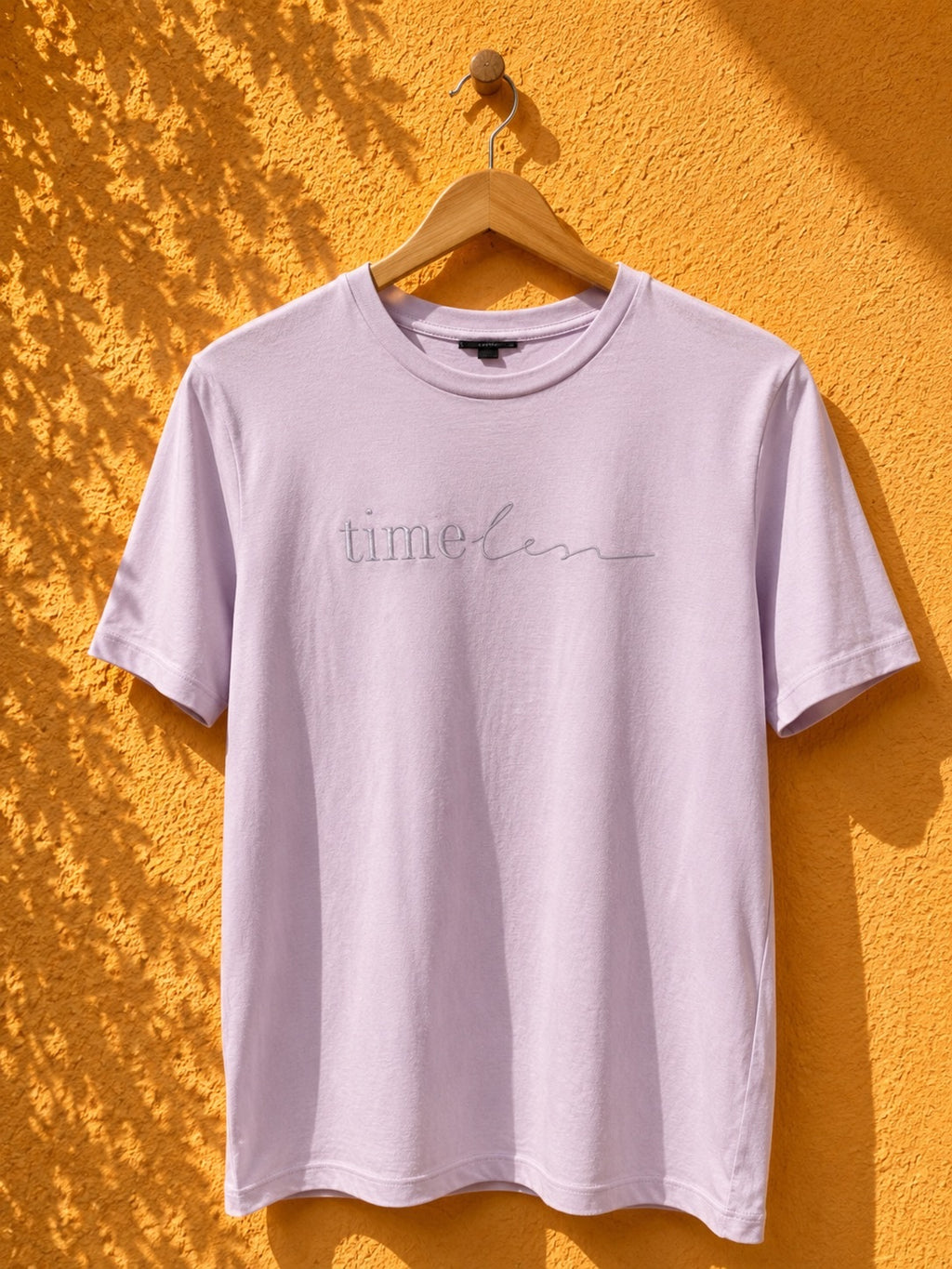 T-shirt z haftem timeless ESPRIT