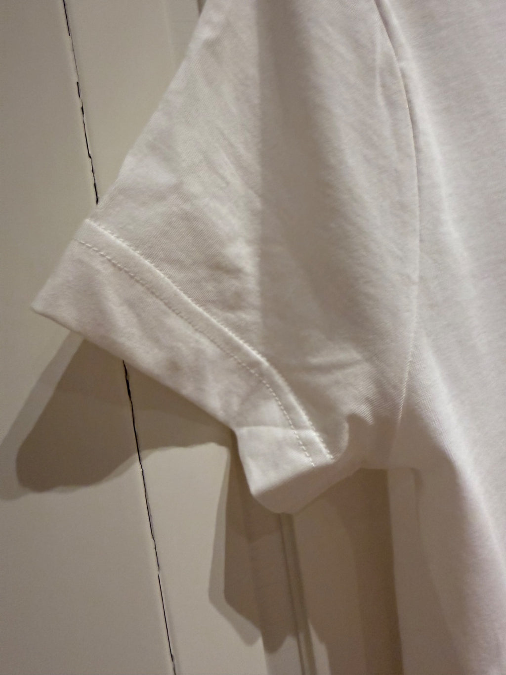 T-shirt z kwiatowym nadrukiem Esprit