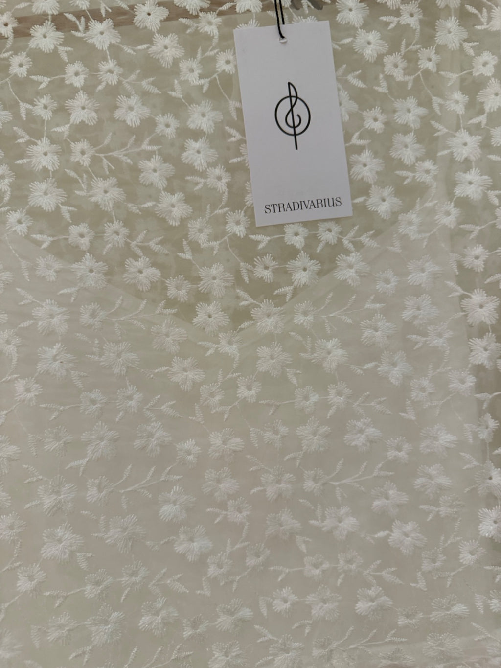 Sukienka midi koronkowa STRADIVARIUS biała S