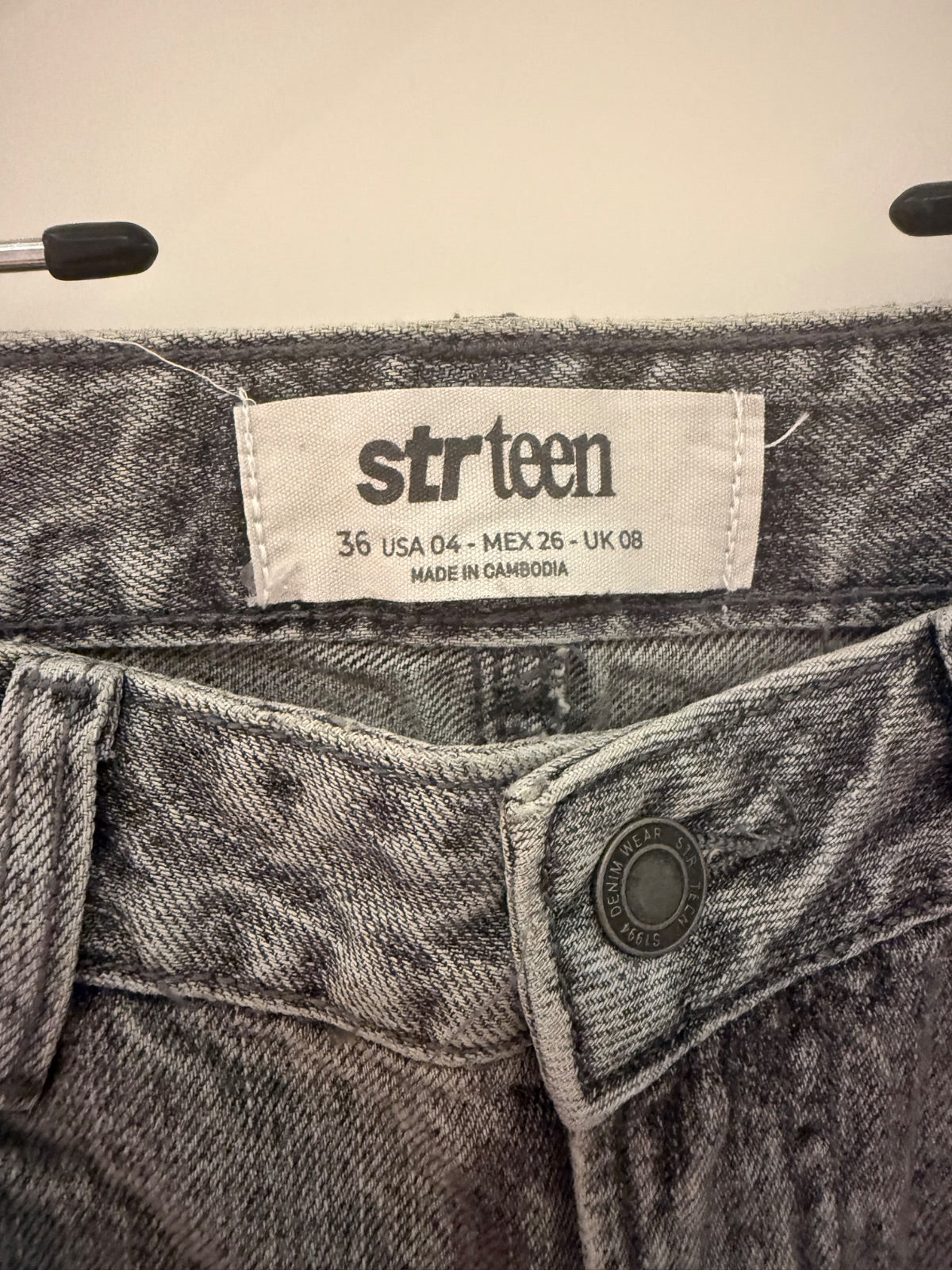 Jeansy straight leg Stradivarius szare